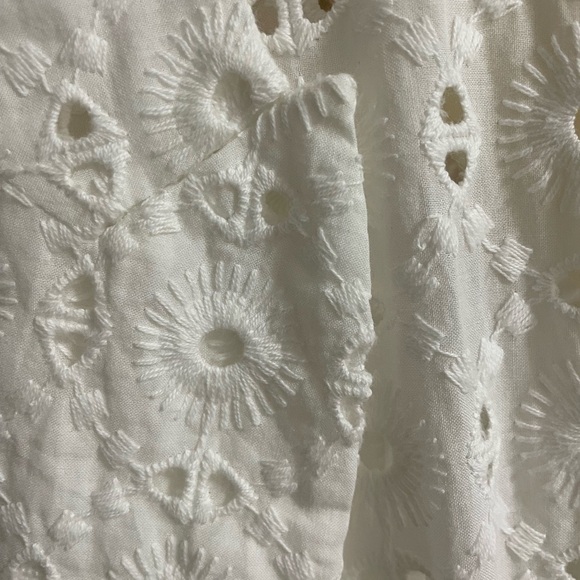 Zara Embroidered Eyelet Blazer Size Medium - Picture 7 of 10